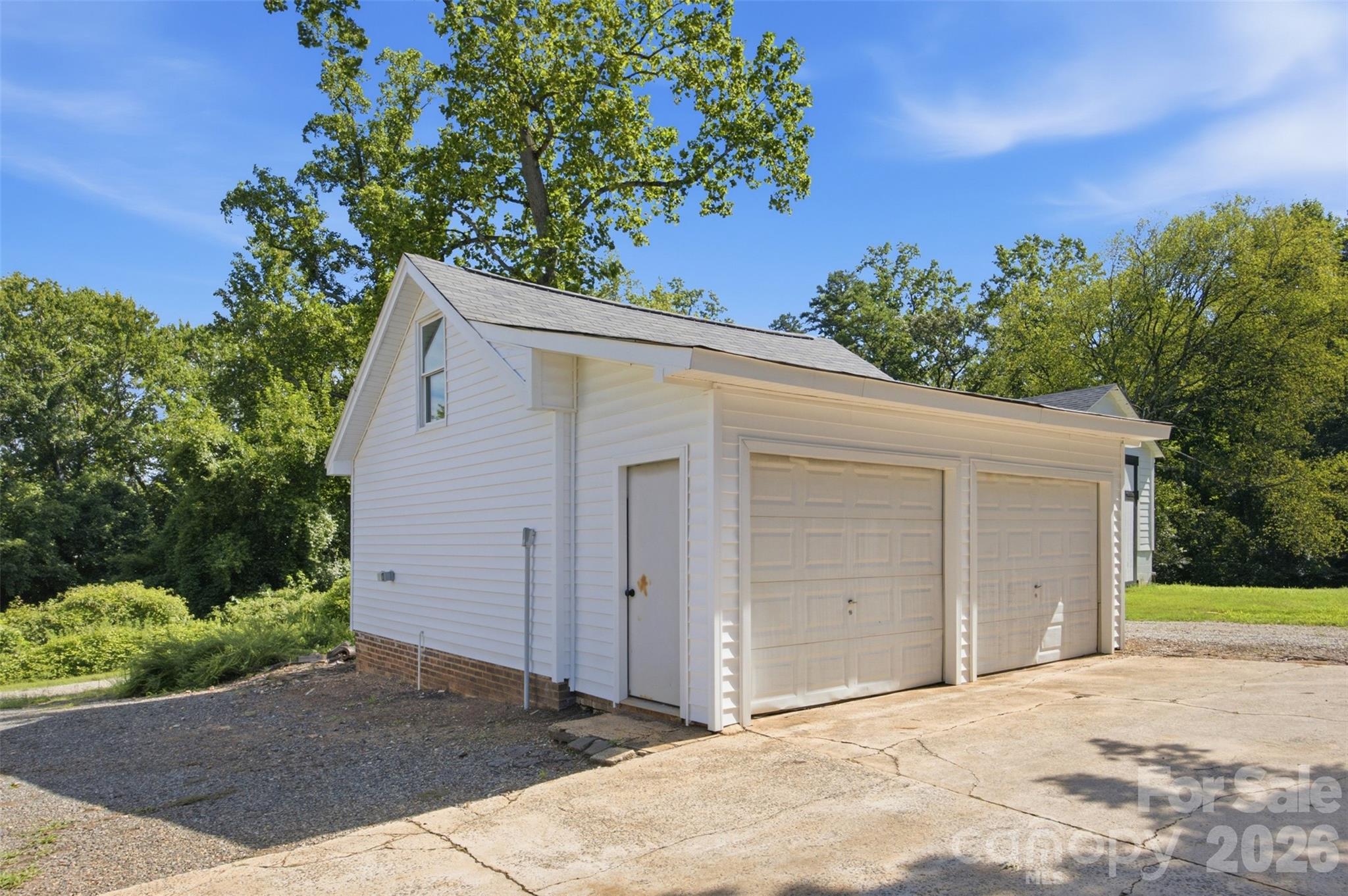 10814 Moores Chapel Road — Charlotte