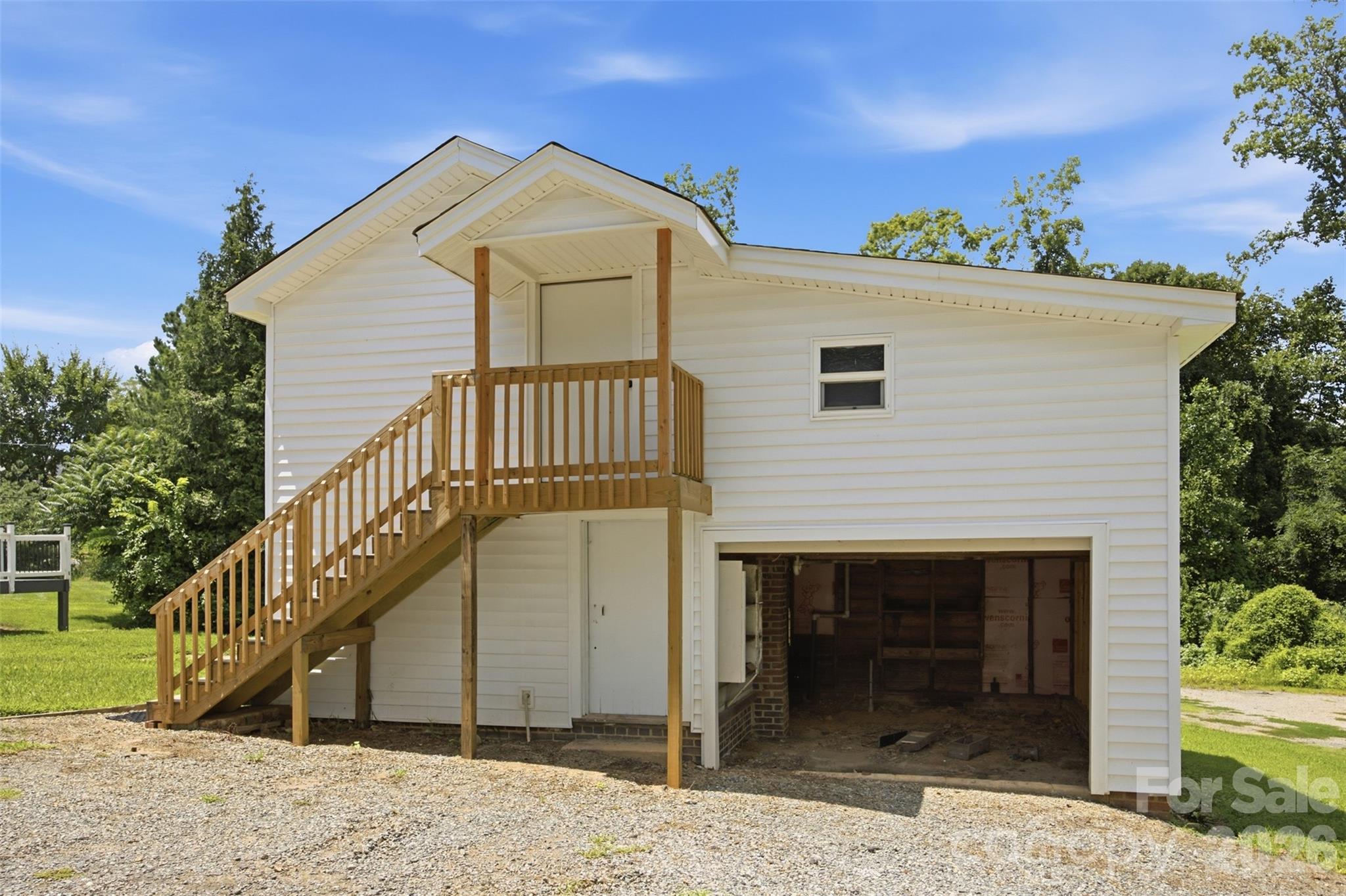 10814 Moores Chapel Road — Charlotte