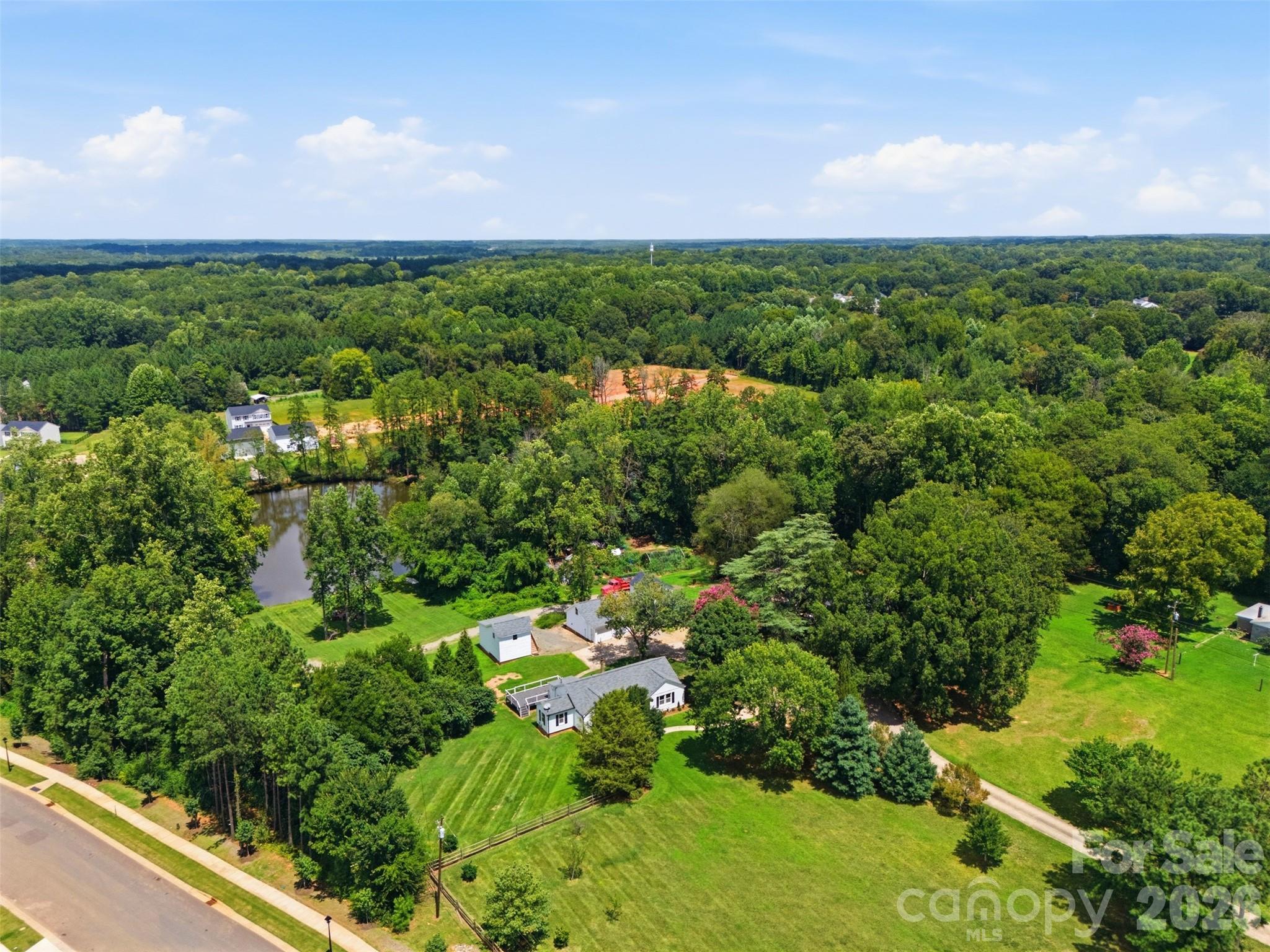 10814 Moores Chapel Road — Charlotte