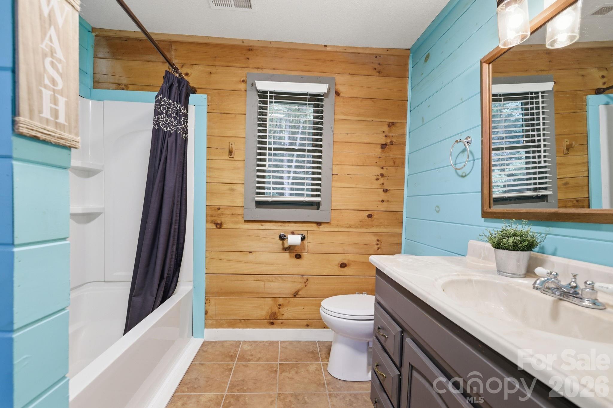 4035 Bald Creek Road — Clyde