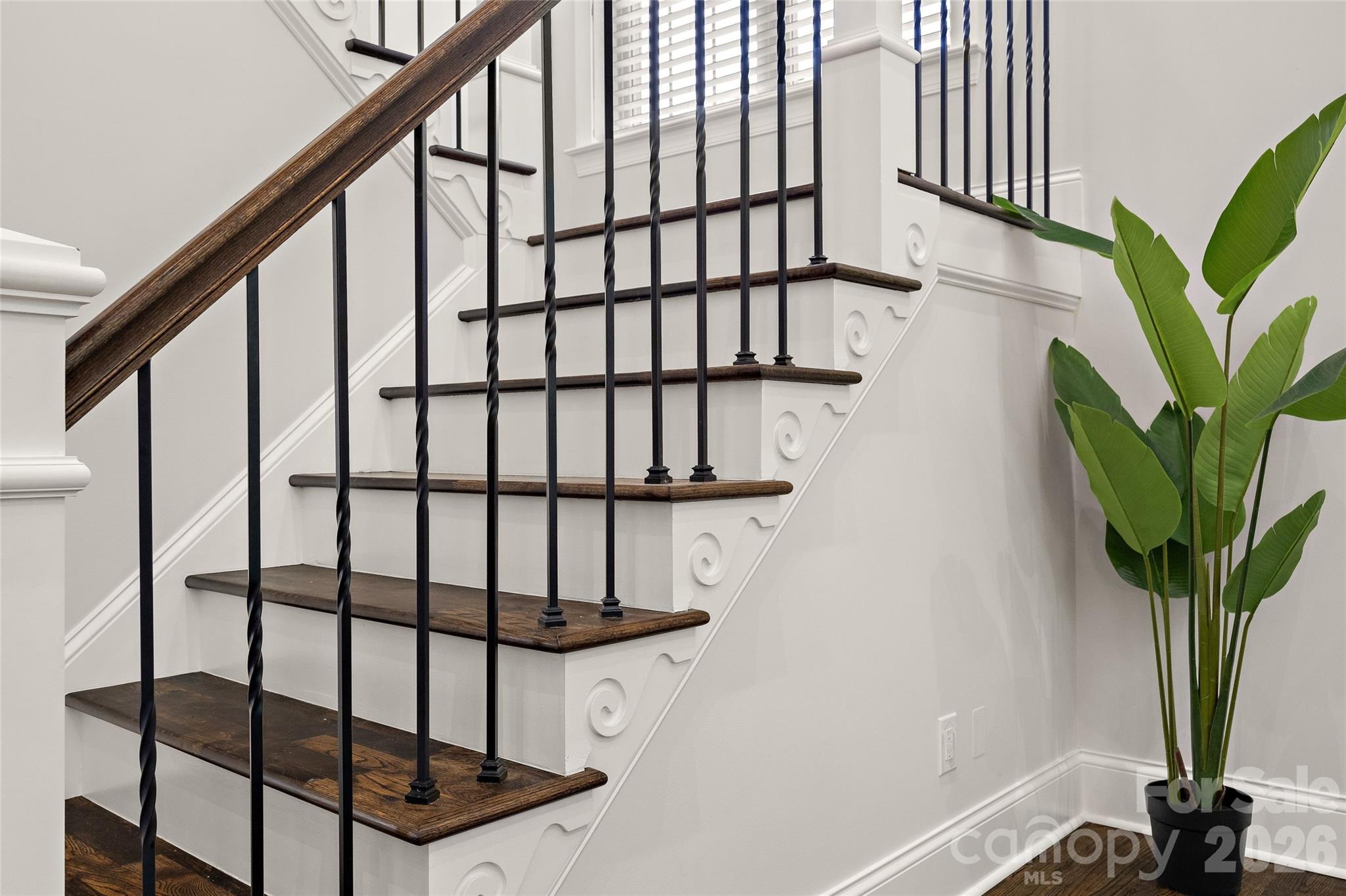 1607 Crestgate Drive — Waxhaw