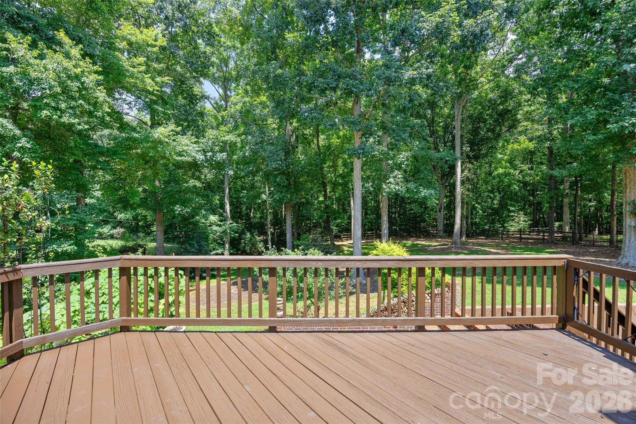 1607 Crestgate Drive — Waxhaw