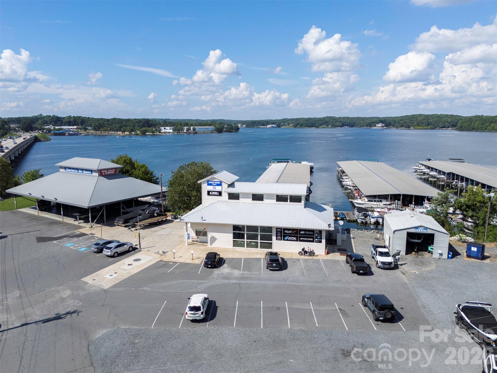 12909 Sandpiper Grove Court — Charlotte