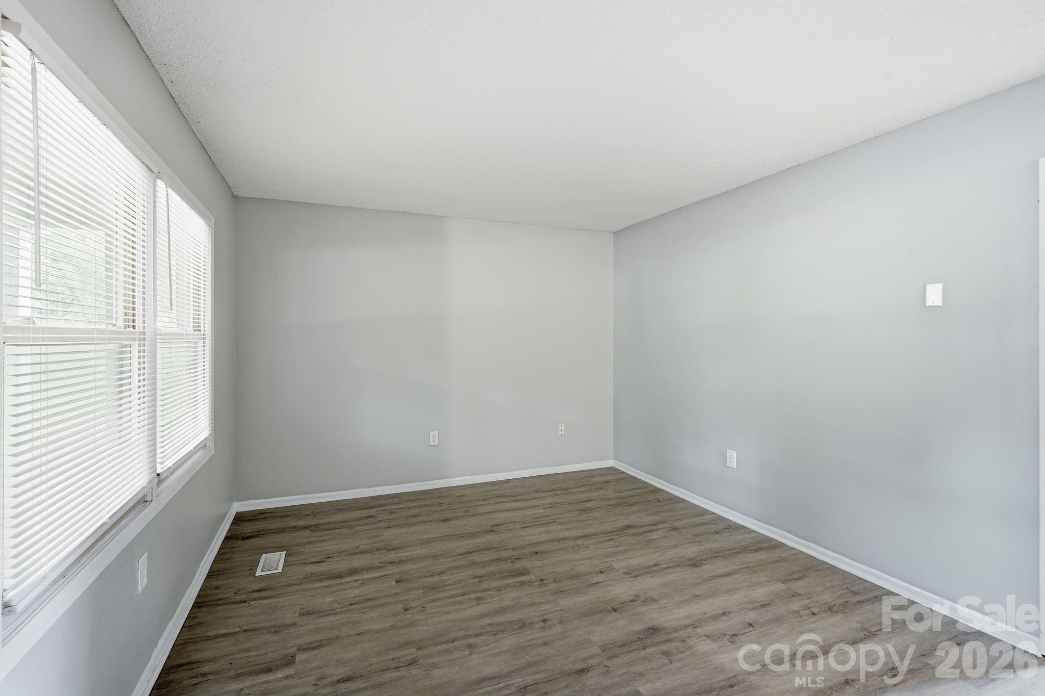 1501 Whisnant Street — Charlotte
