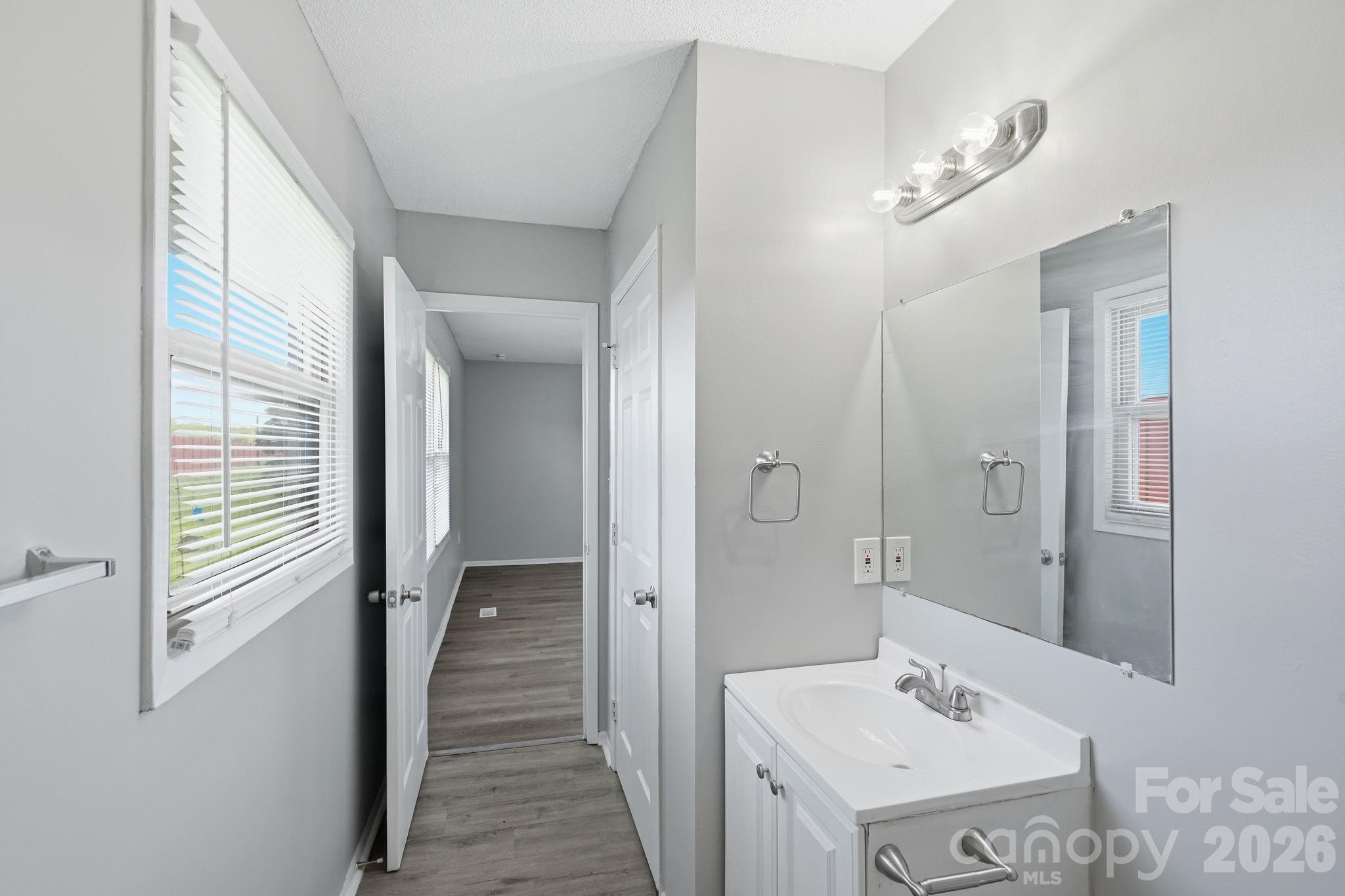 1501 Whisnant Street — Charlotte