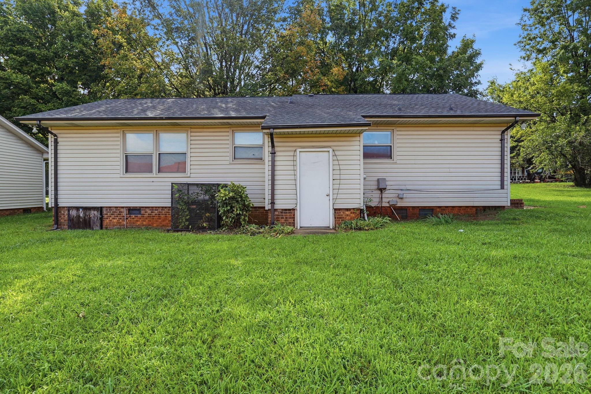 1501 Whisnant Street — Charlotte