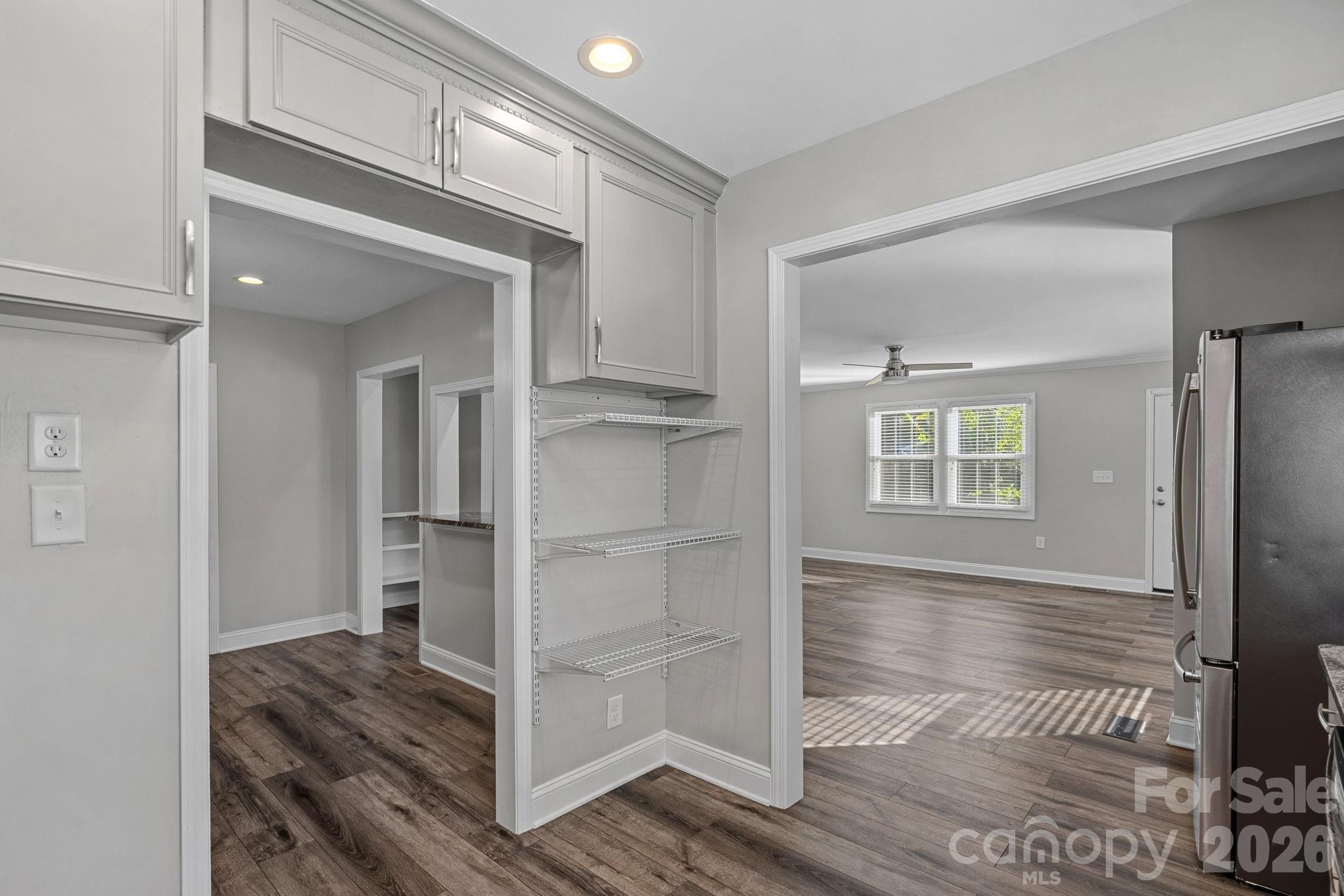 2561 Lumina Avenue — Charlotte