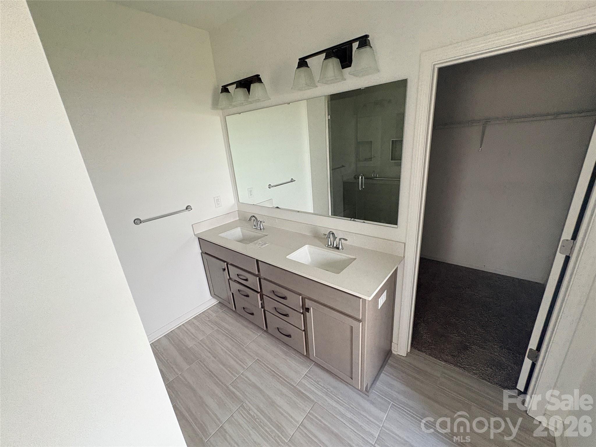 5239 Admirals Landing — Lancaster