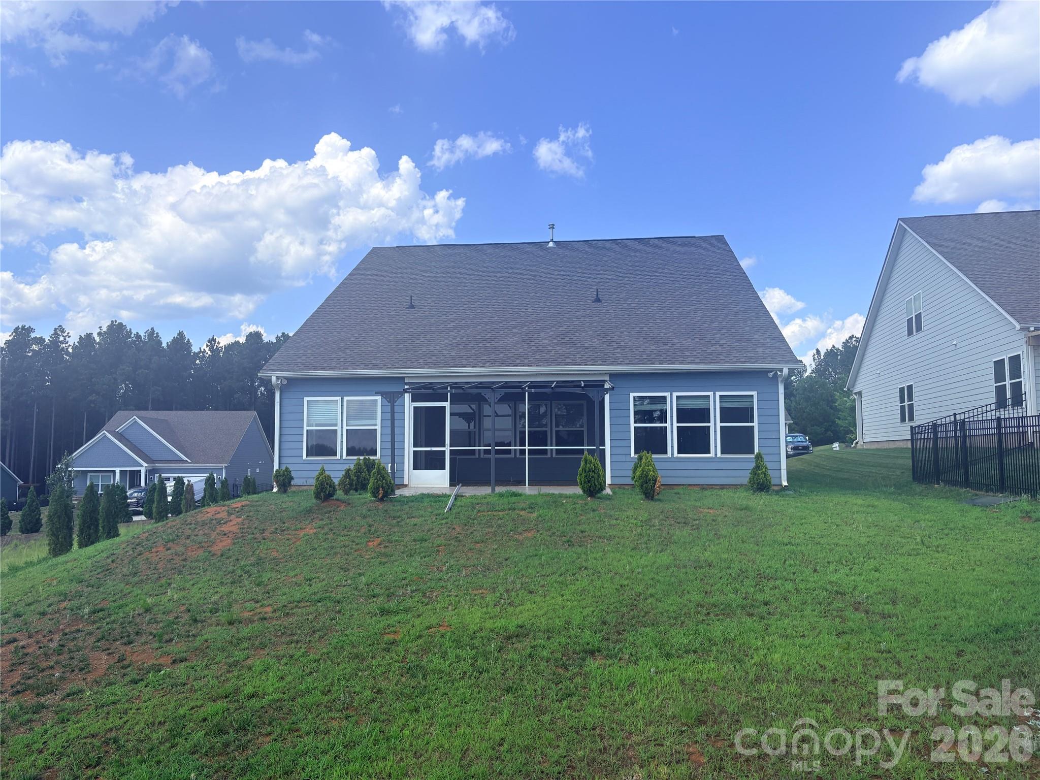 5239 Admirals Landing — Lancaster
