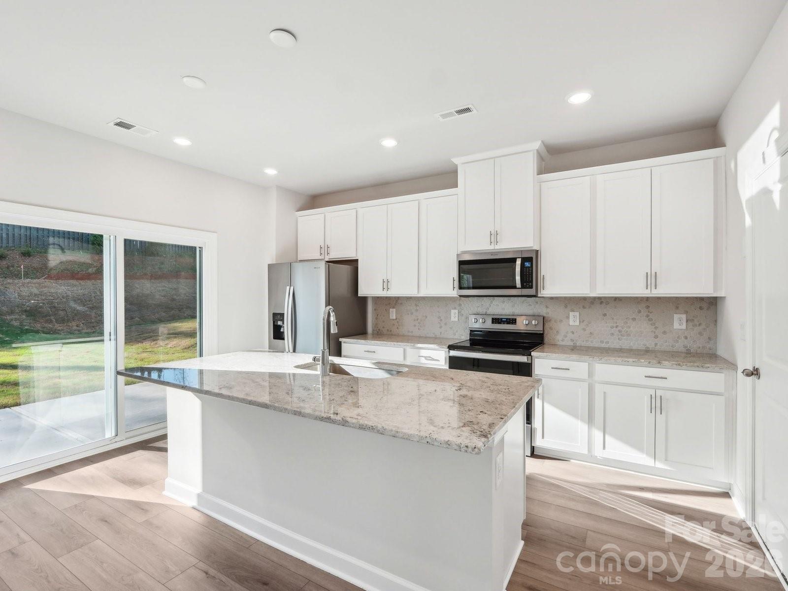 3073 14TH Avenue NE — Conover