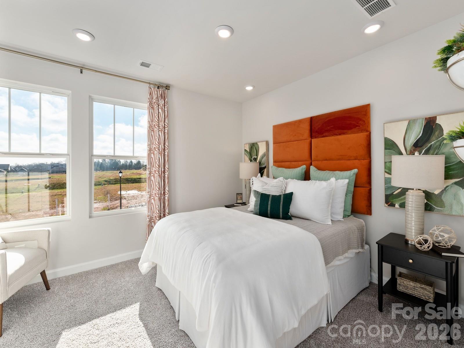 9049 Foggy Brook Loop — Charlotte