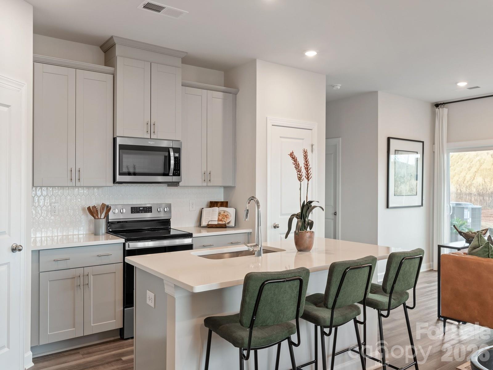9049 Foggy Brook Loop — Charlotte
