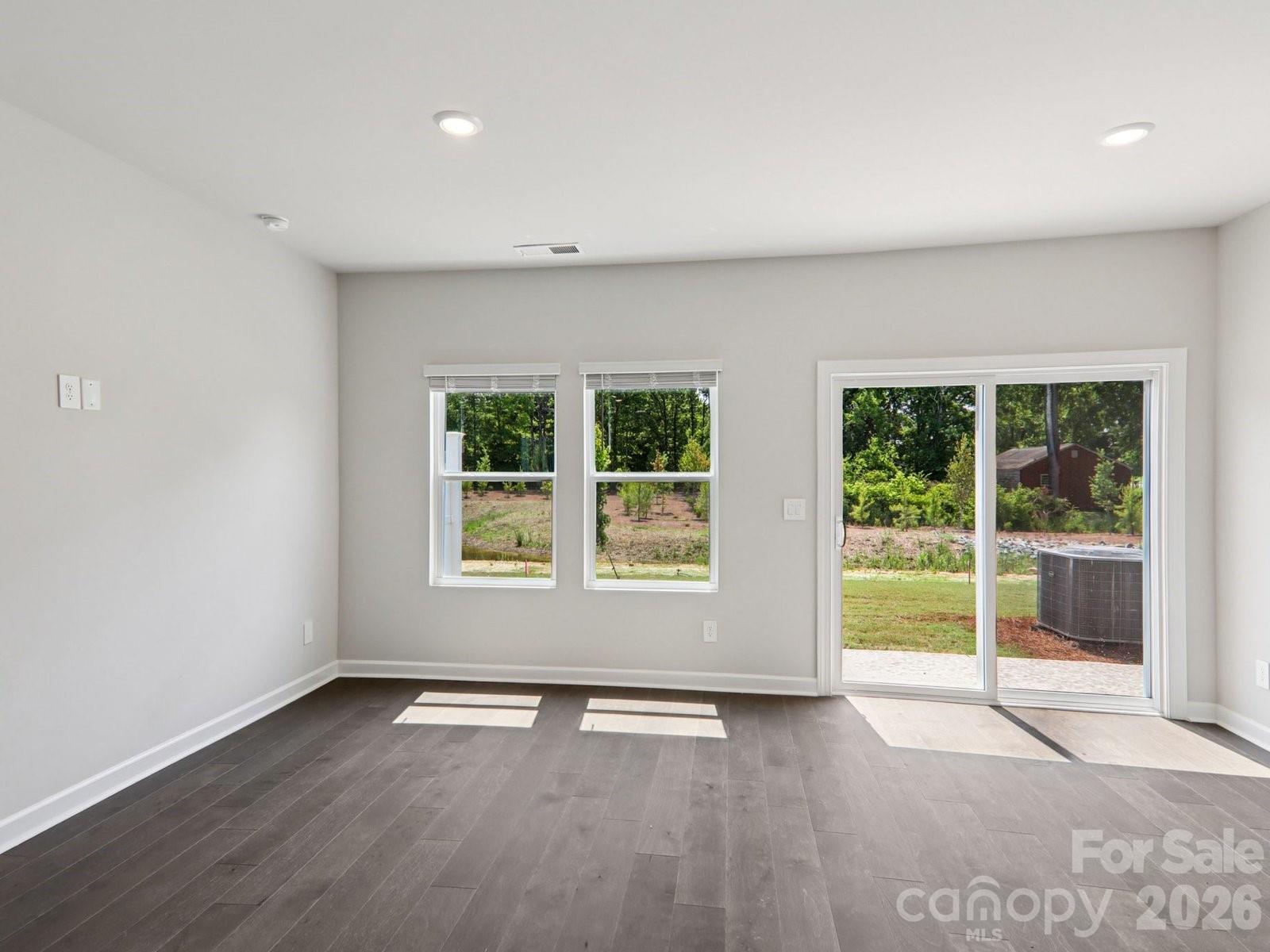9049 Foggy Brook Loop — Charlotte