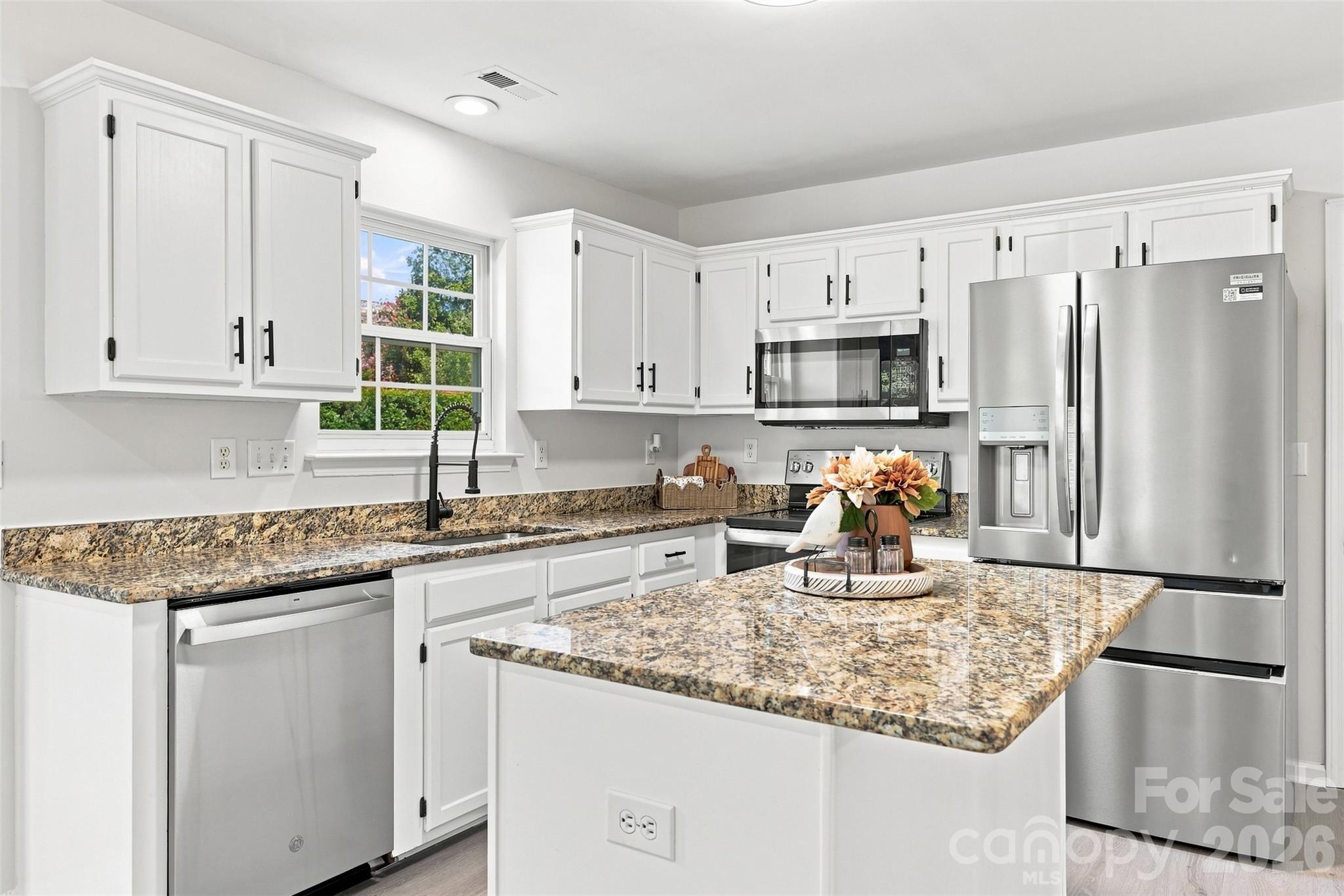 505 Whitehead Court — Fort Mill