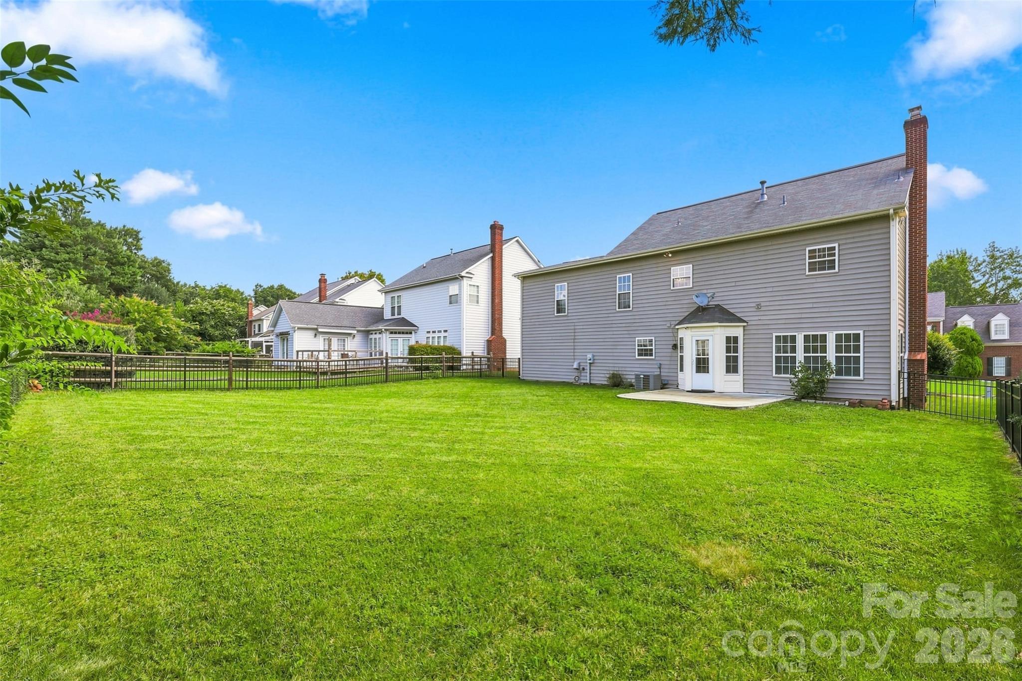 505 Whitehead Court — Fort Mill