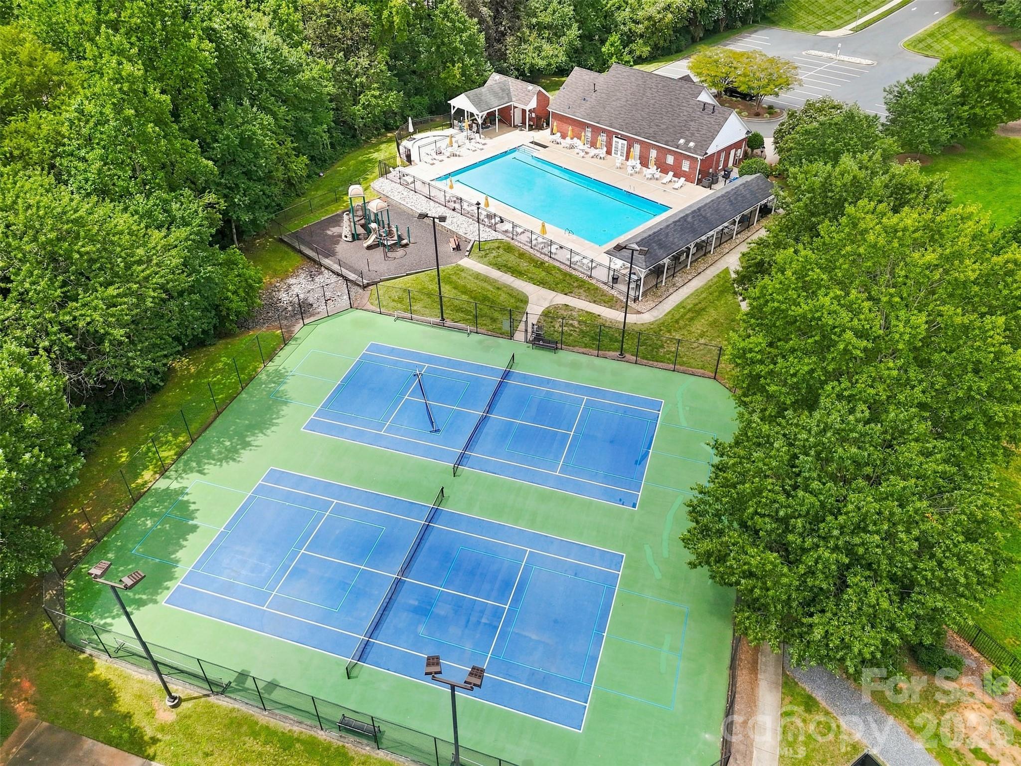 505 Whitehead Court — Fort Mill