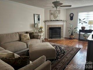 1007 21st Avenue NE — Hickory