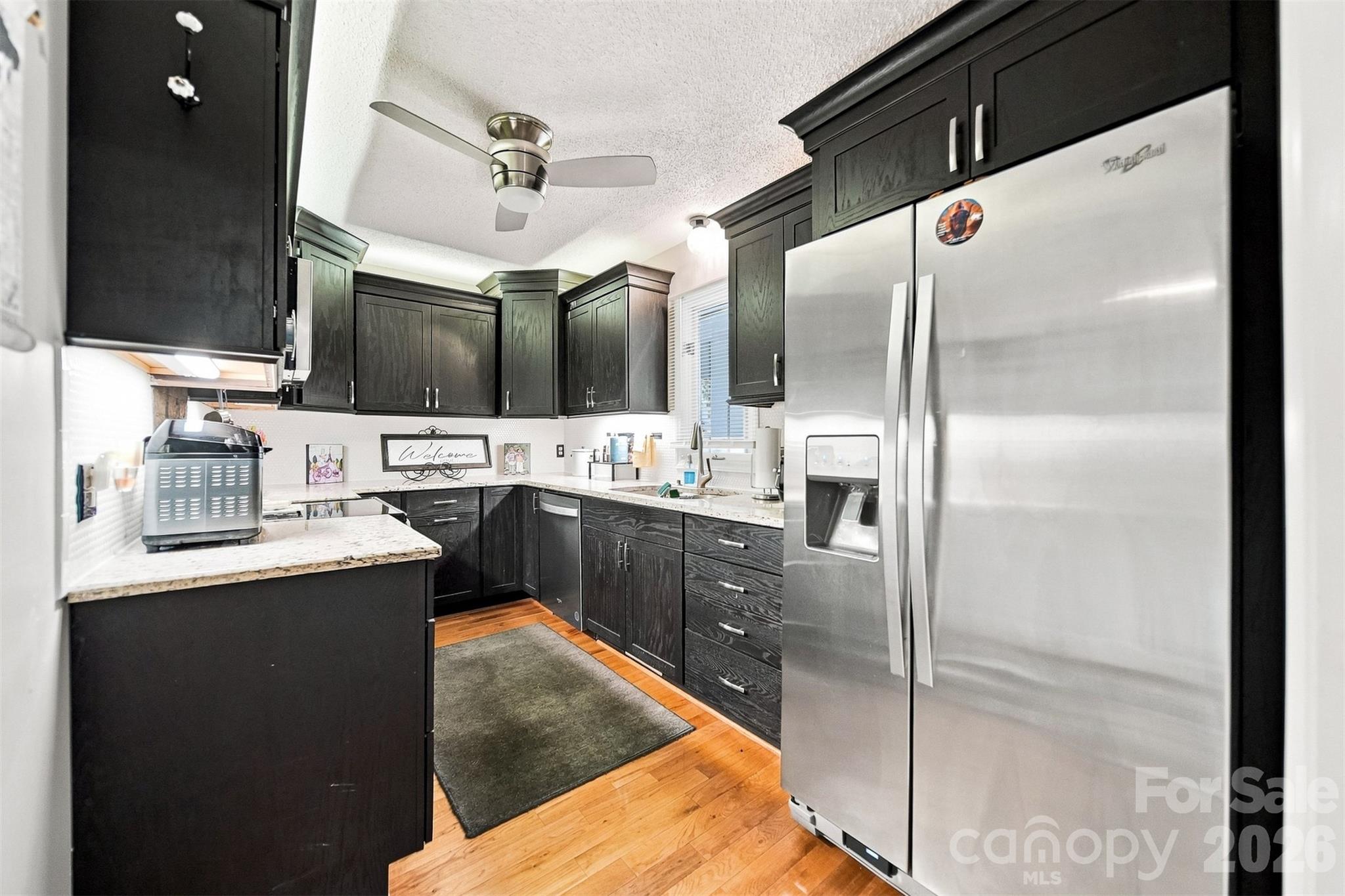 1007 21st Avenue NE — Hickory
