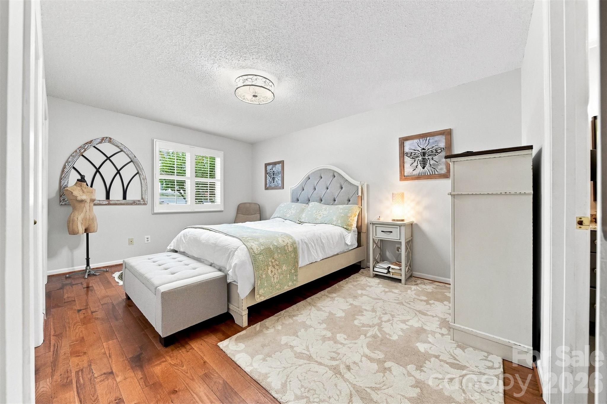 1007 21st Avenue NE — Hickory
