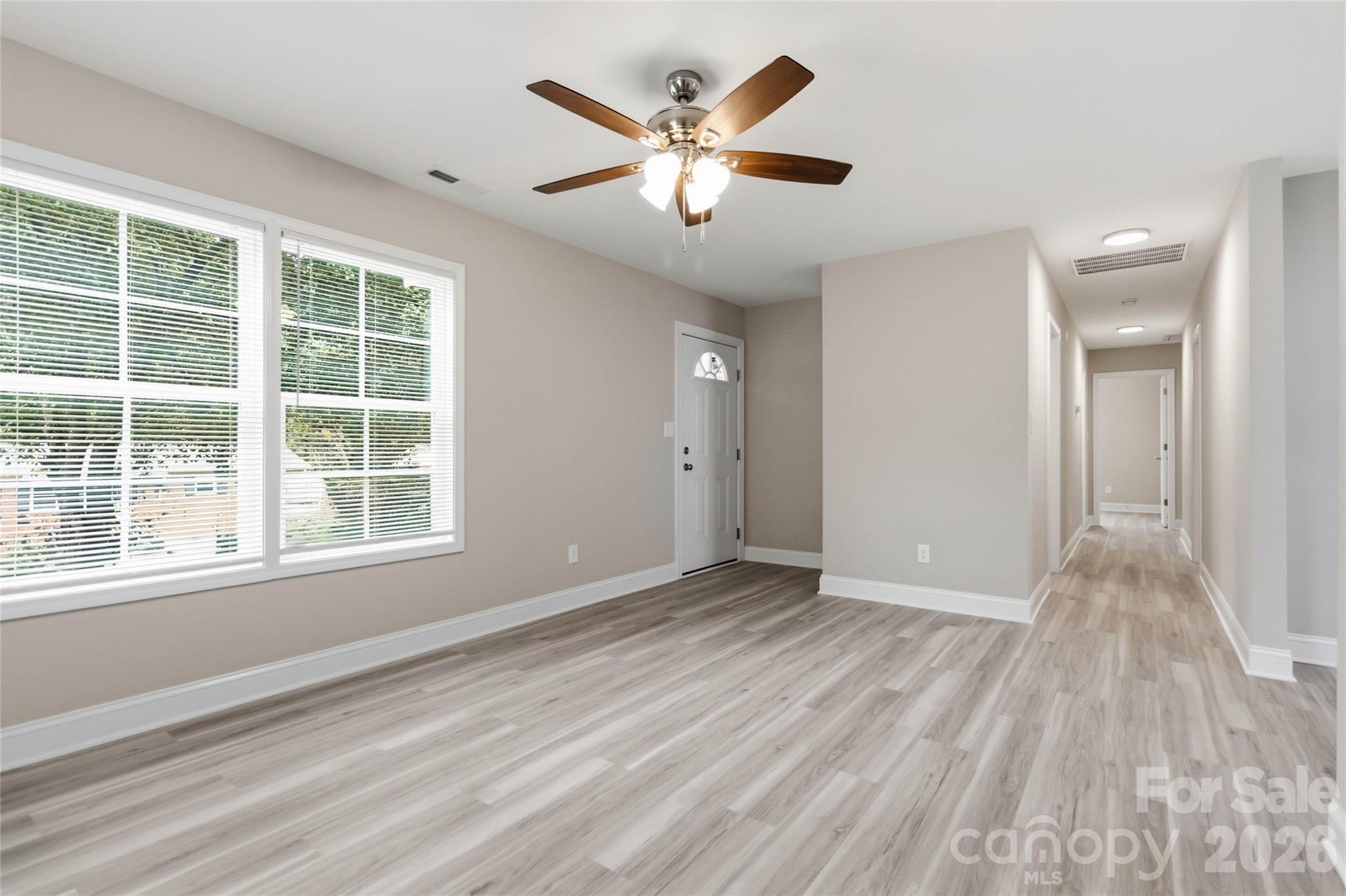 412 E Mclelland Avenue — Mooresville