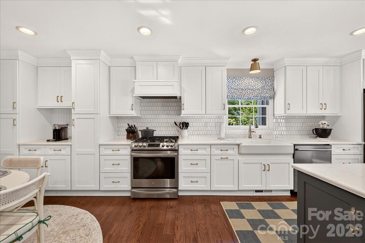 401 Kingsley Drive — Charlotte
