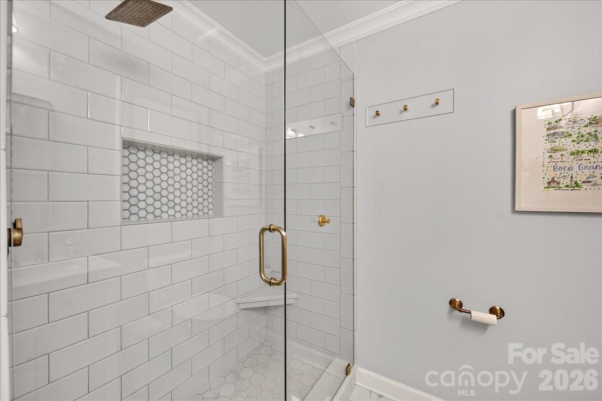 401 Kingsley Drive — Charlotte