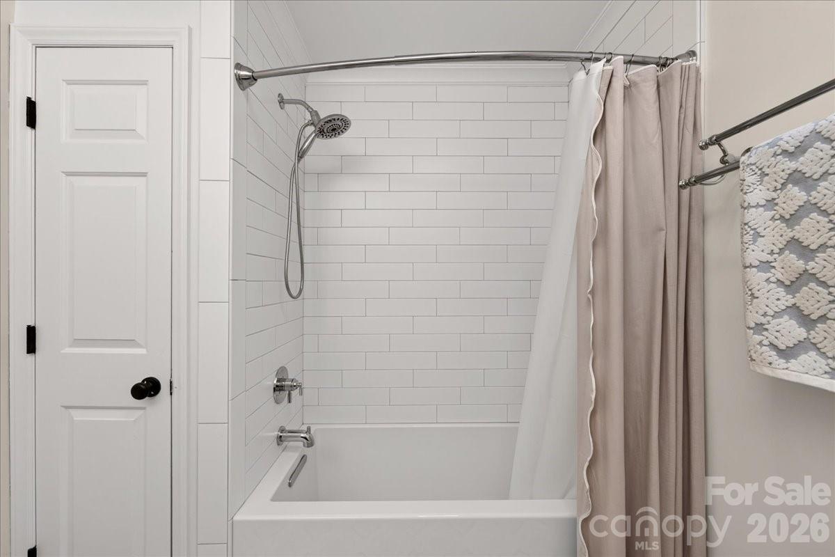 401 Kingsley Drive — Charlotte