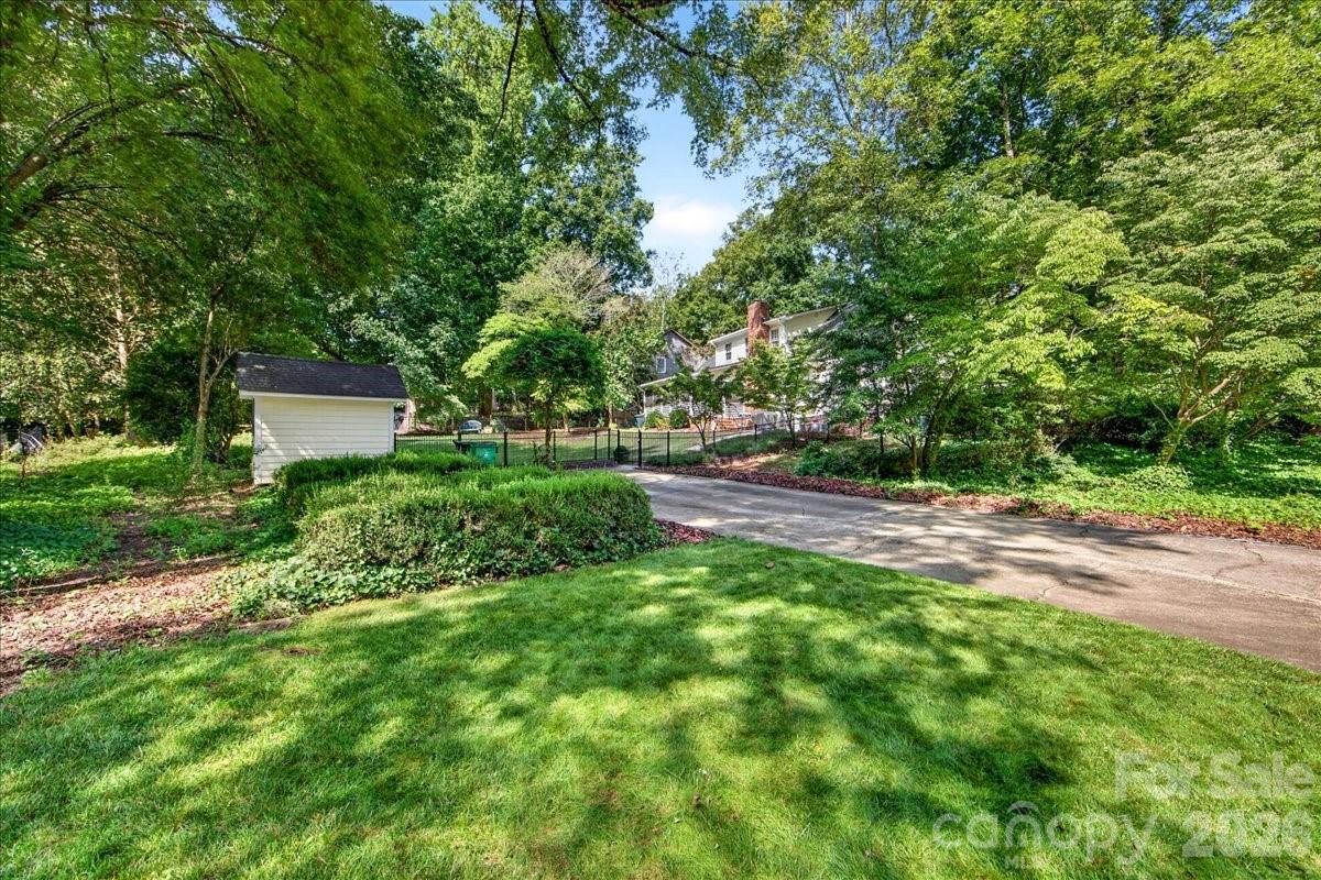 401 Kingsley Drive — Charlotte
