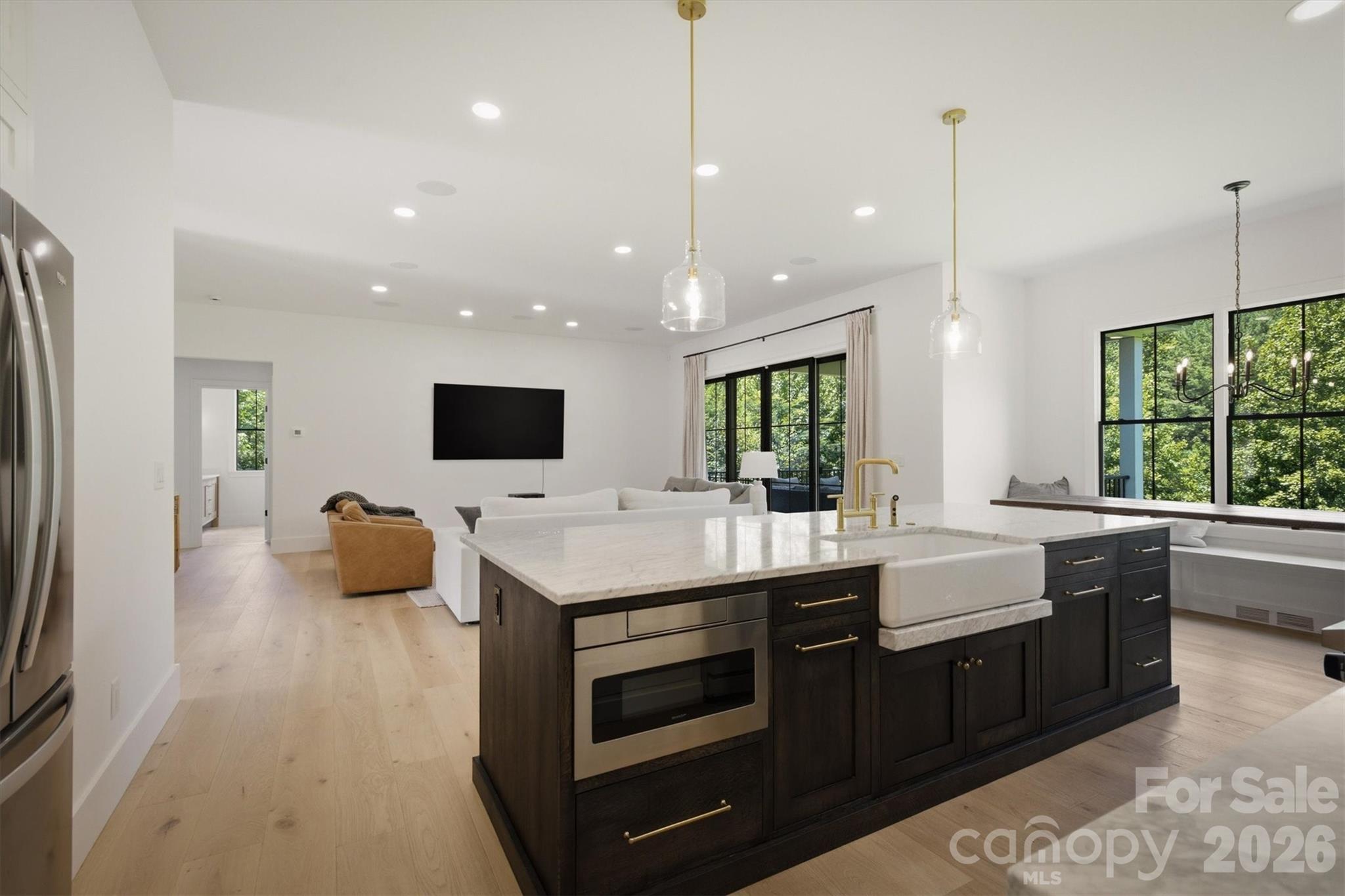 2124 Starlight Lane — Morganton