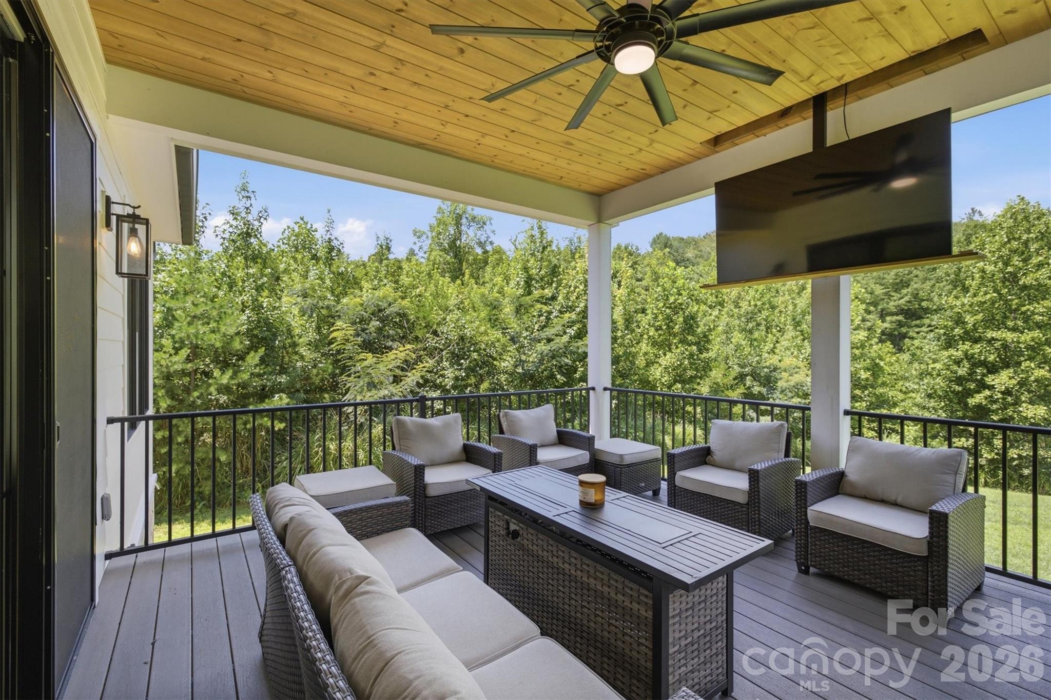 2124 Starlight Lane — Morganton