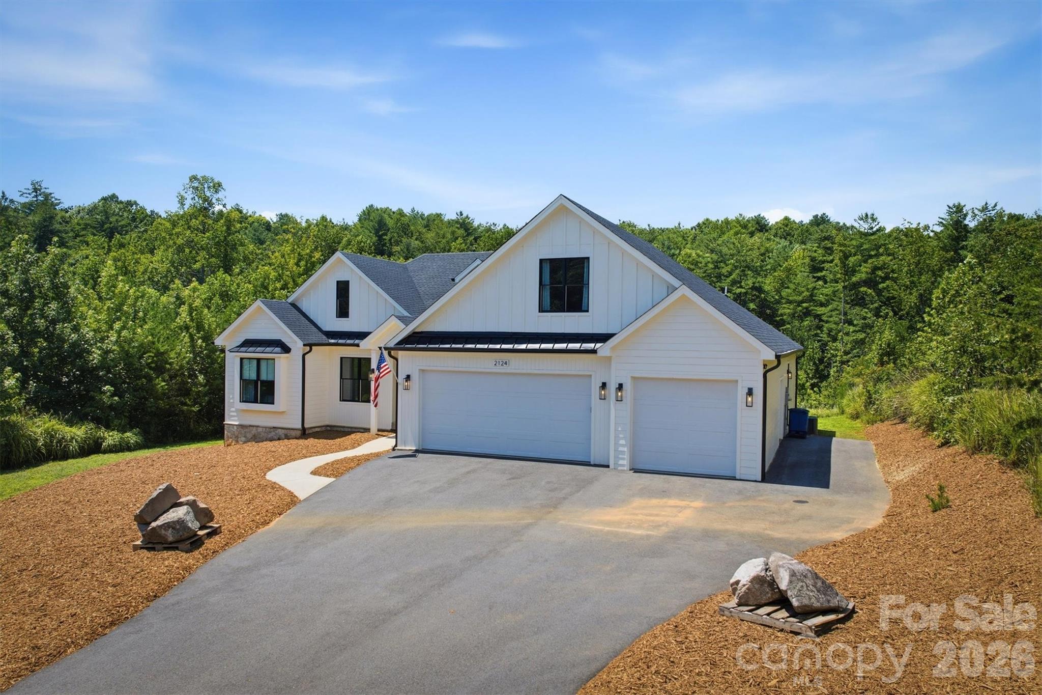 2124 Starlight Lane — Morganton