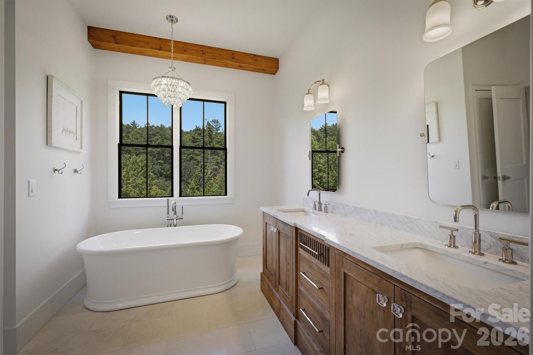 2124 Starlight Lane — Morganton