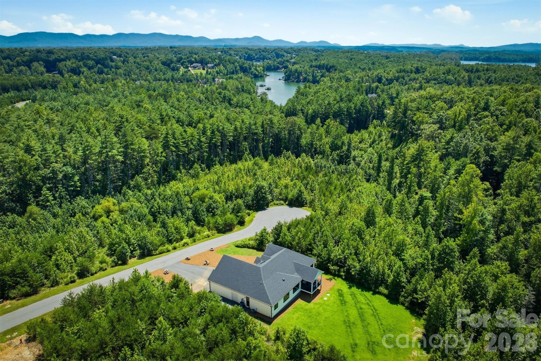 2124 Starlight Lane — Morganton