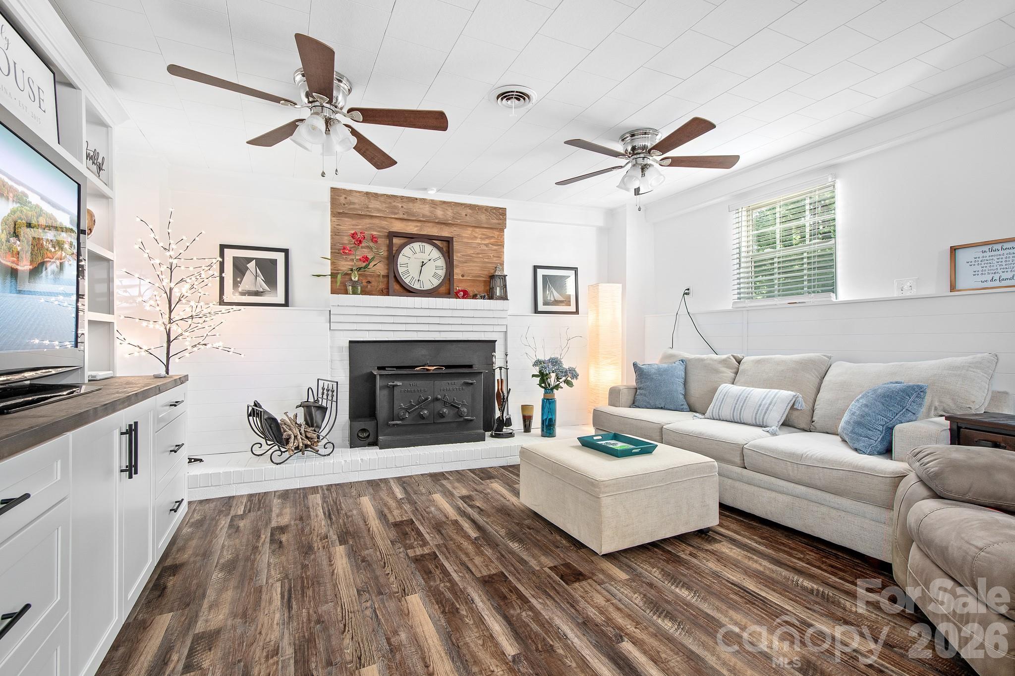 188 Sagemore Road — Mooresville