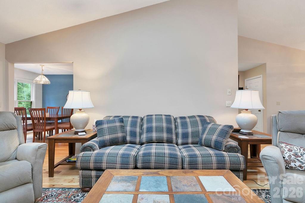 542 Soquili Drive — Brevard