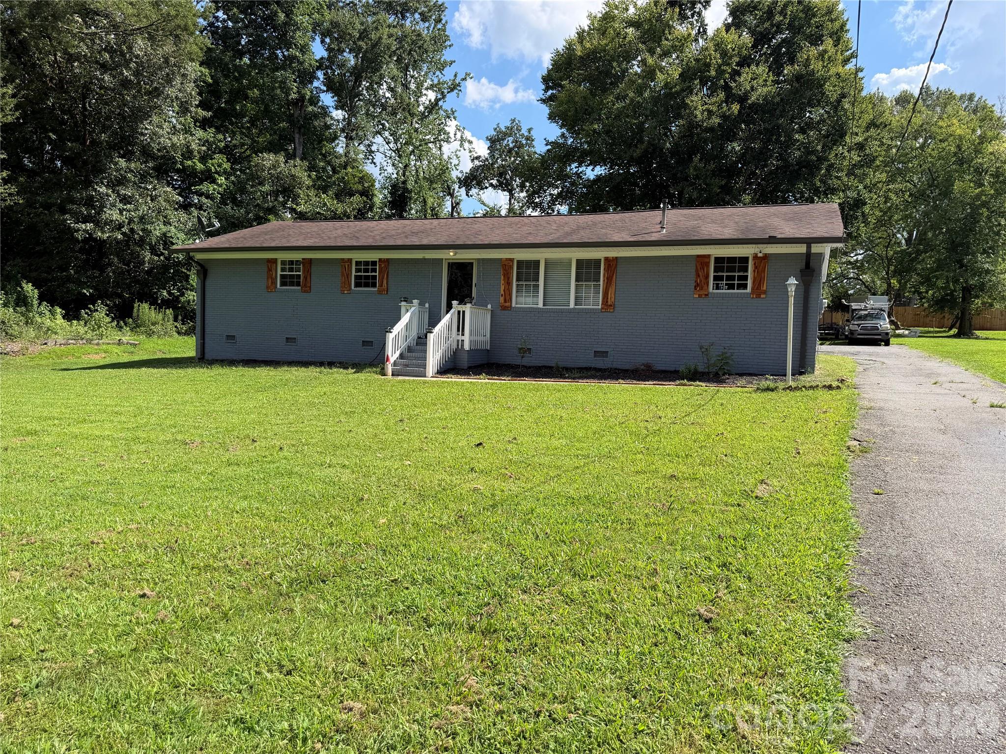 911 Eldorado Avenue — Charlotte