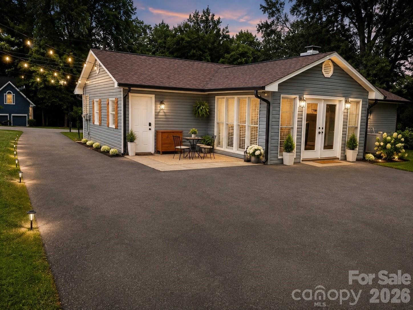 911 Eldorado Avenue — Charlotte