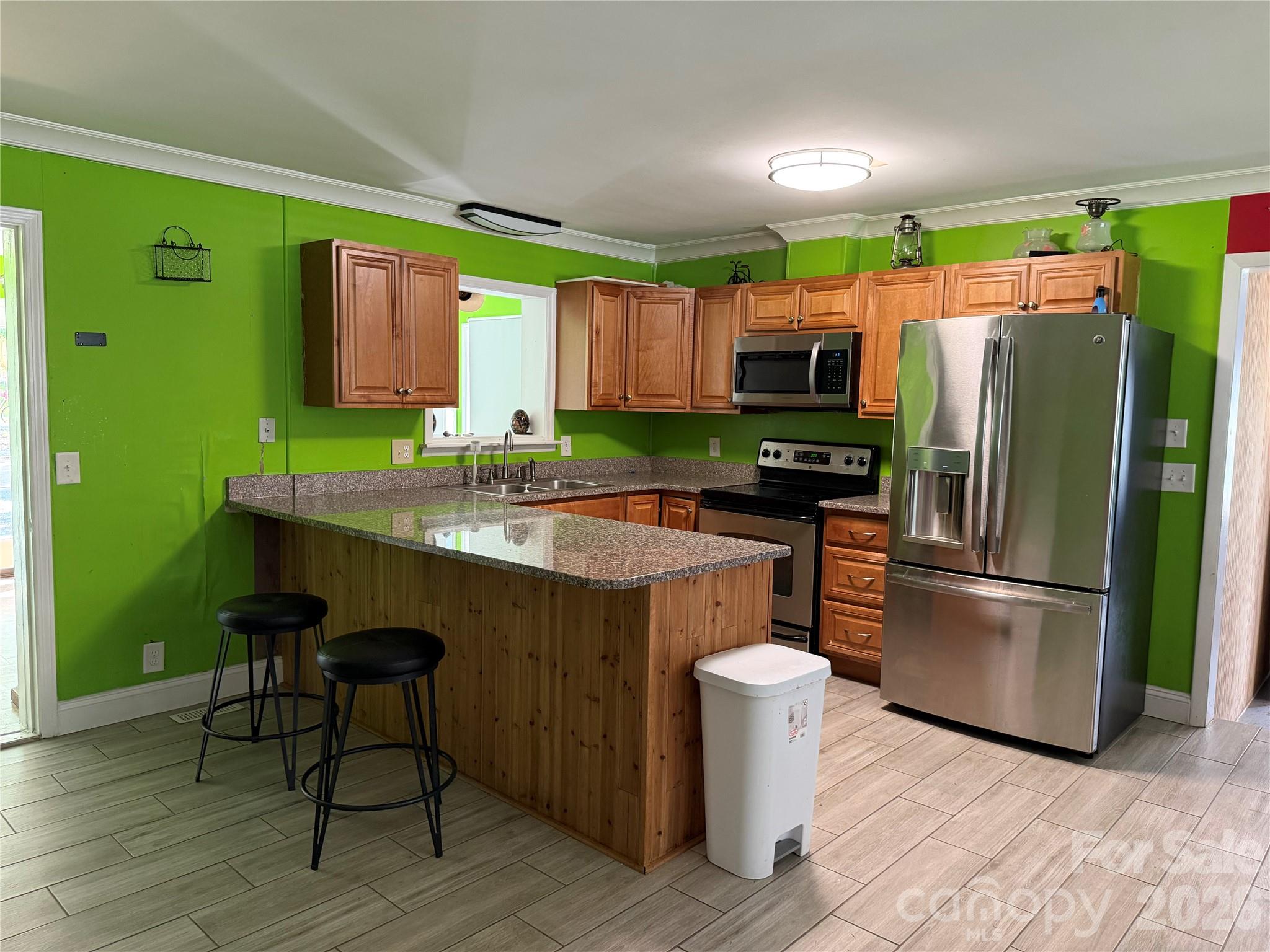 911 Eldorado Avenue — Charlotte