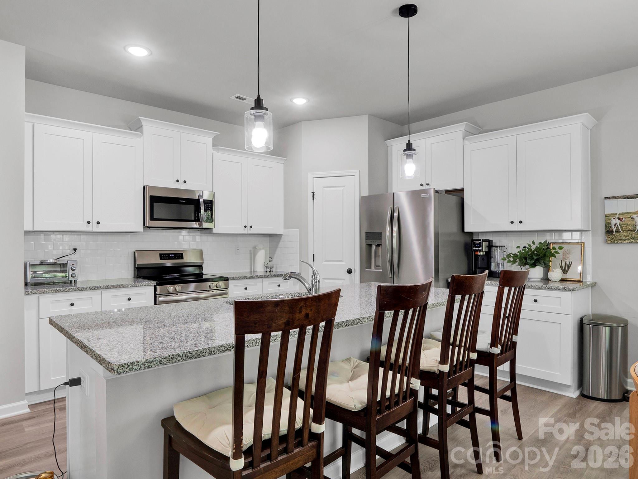 7203 Stoney Wood Lane — Charlotte