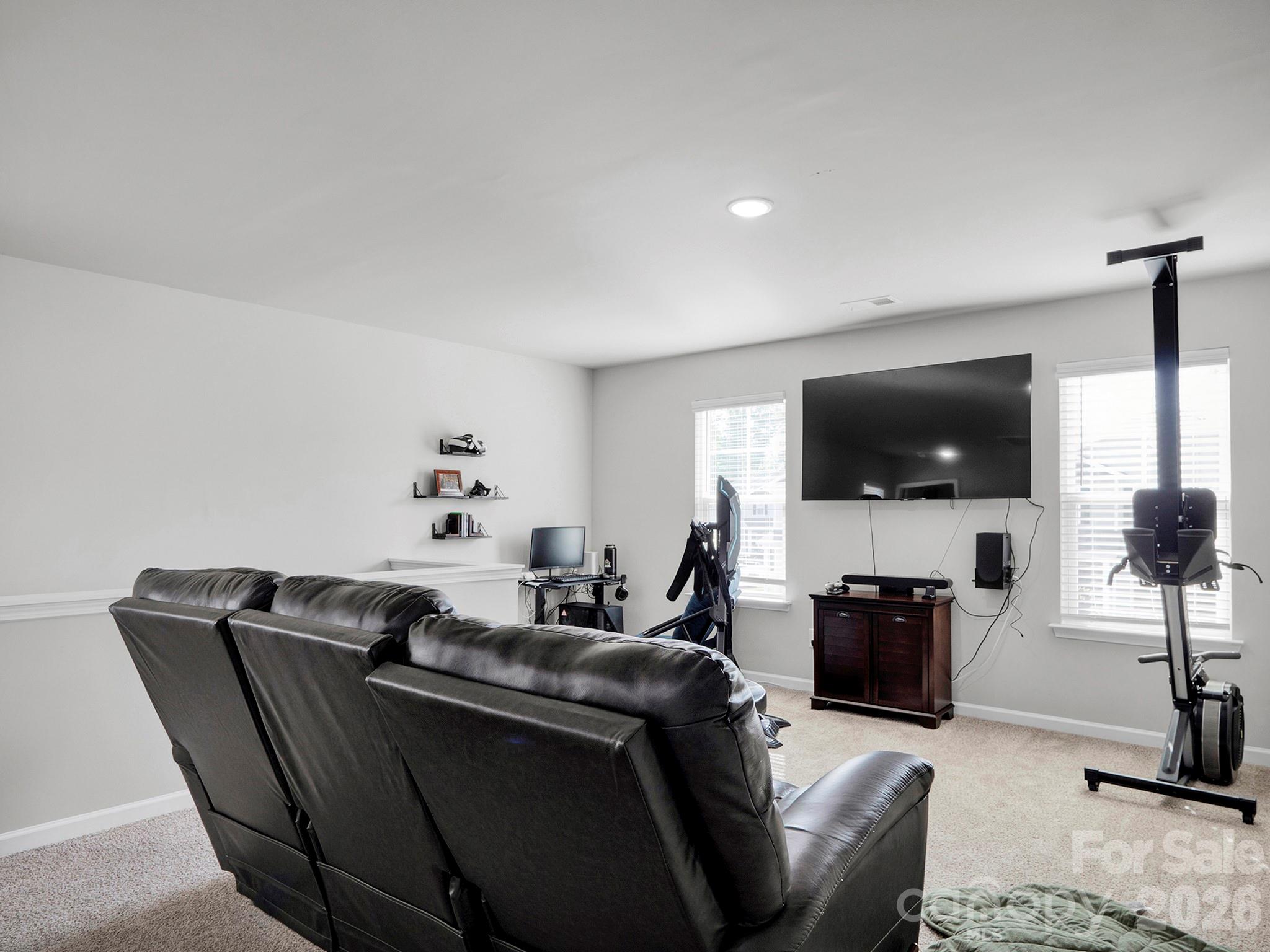 7203 Stoney Wood Lane — Charlotte