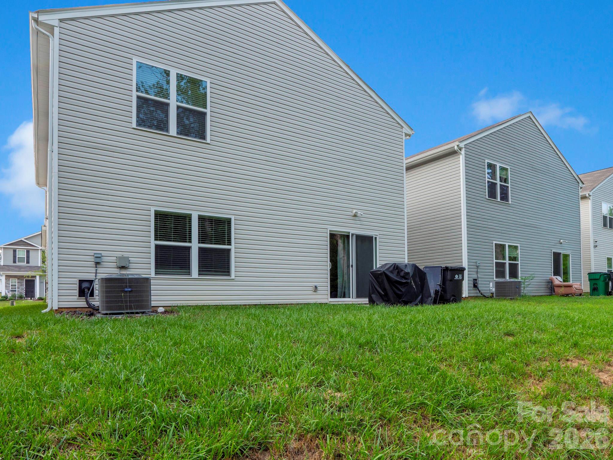 7203 Stoney Wood Lane — Charlotte