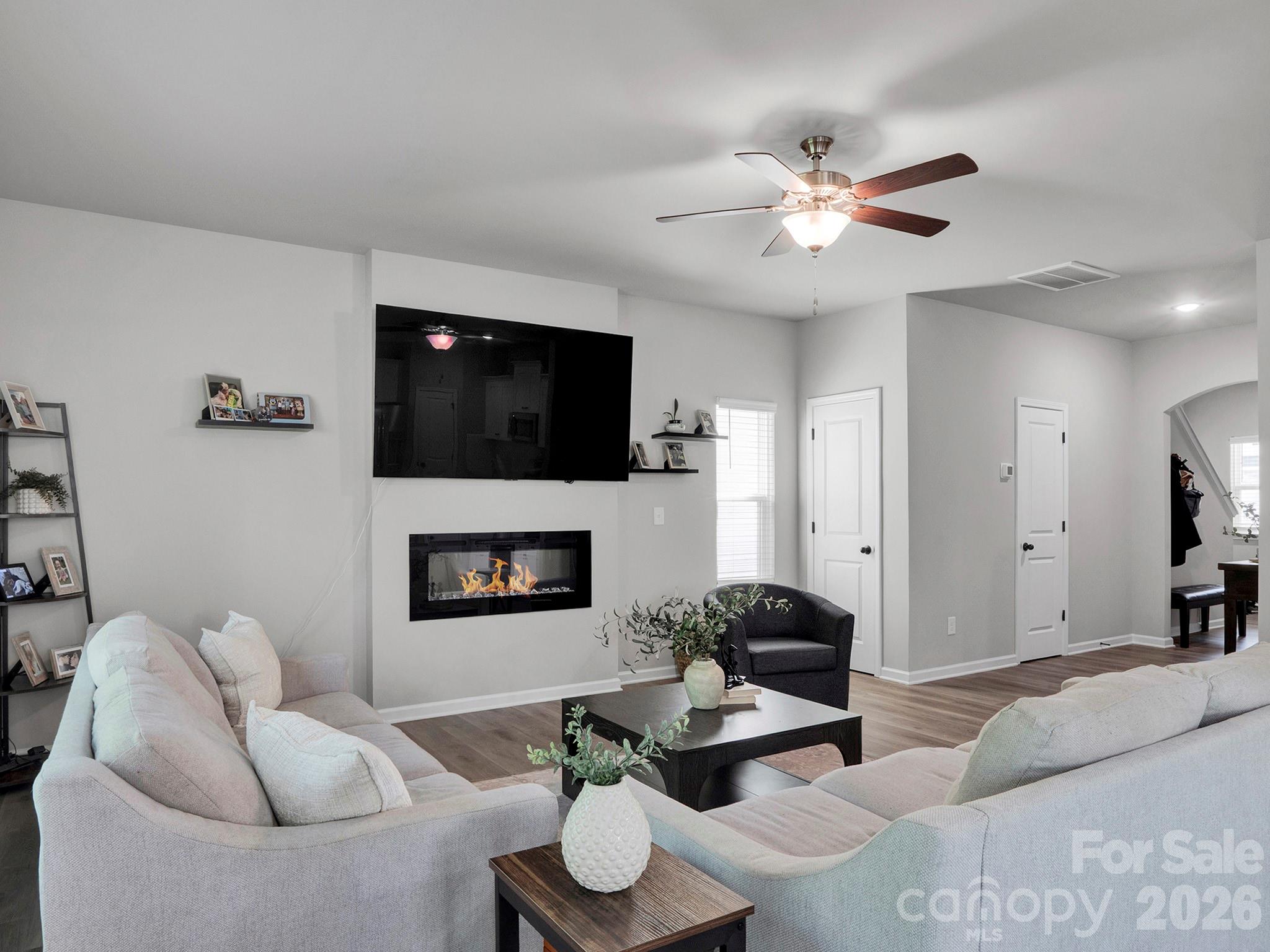 7203 Stoney Wood Lane — Charlotte