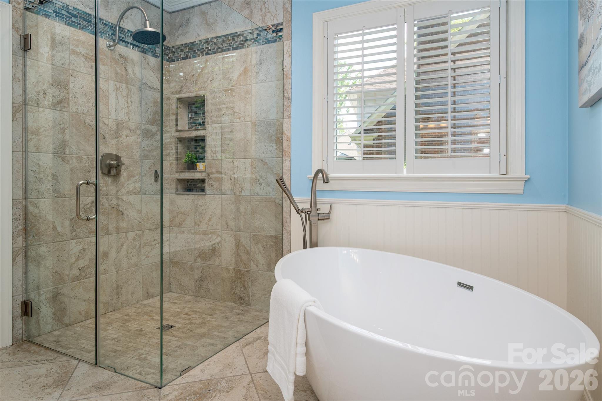 12818 Darby Chase Drive — Charlotte