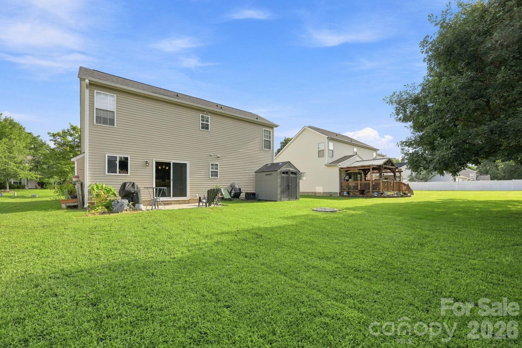 5740 Shining Oak Lane — Charlotte