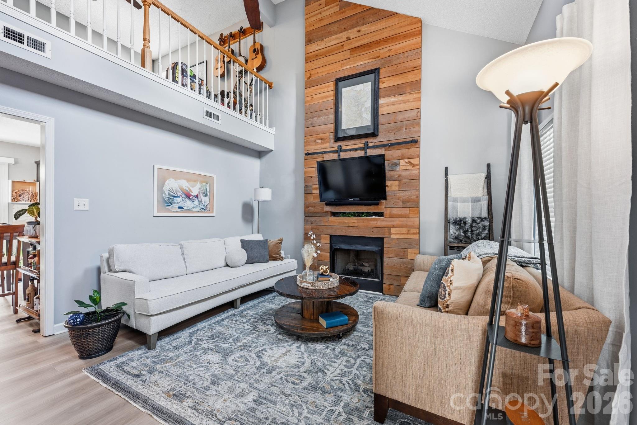 5740 Shining Oak Lane — Charlotte