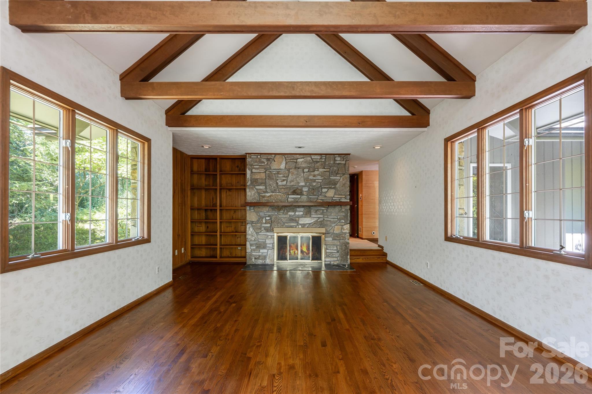 25 E Forest Road — Asheville