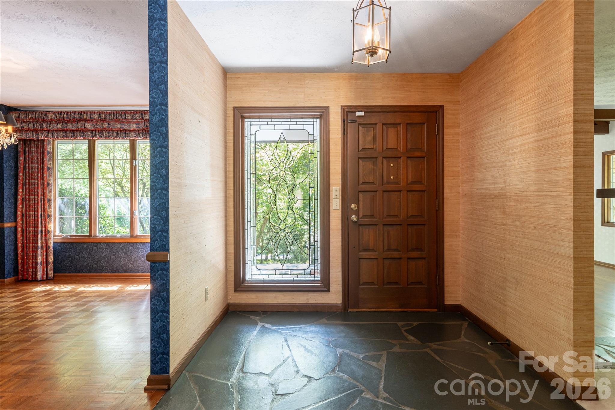 25 E Forest Road — Asheville