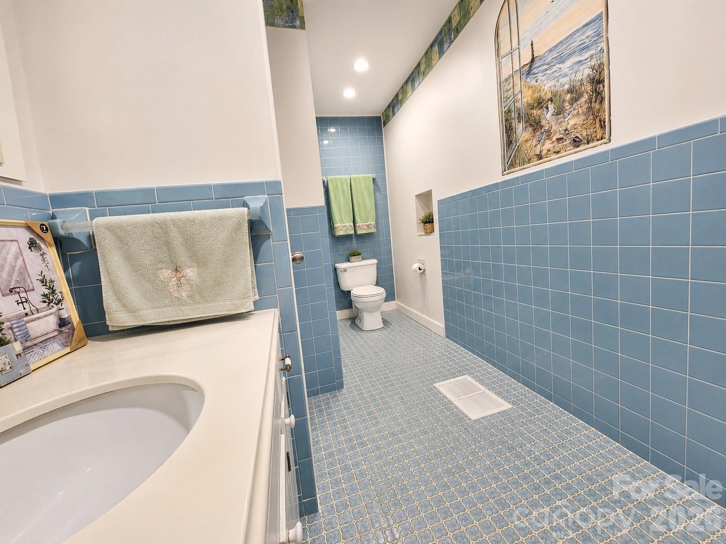 907 Sikes Mill Road — Monroe