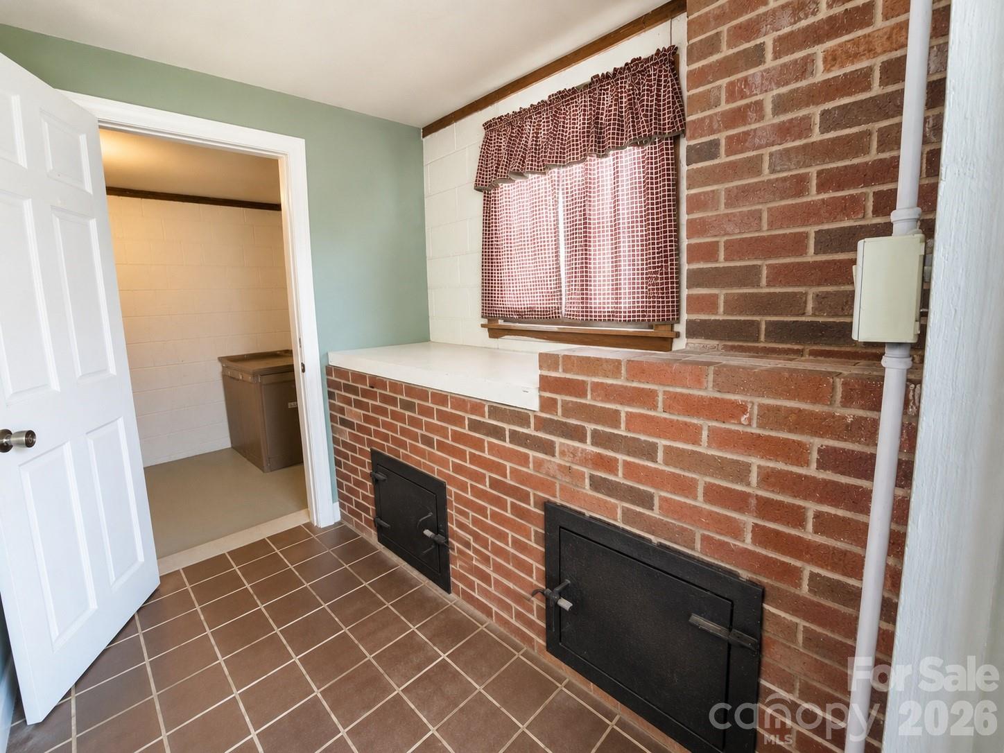 907 Sikes Mill Road — Monroe