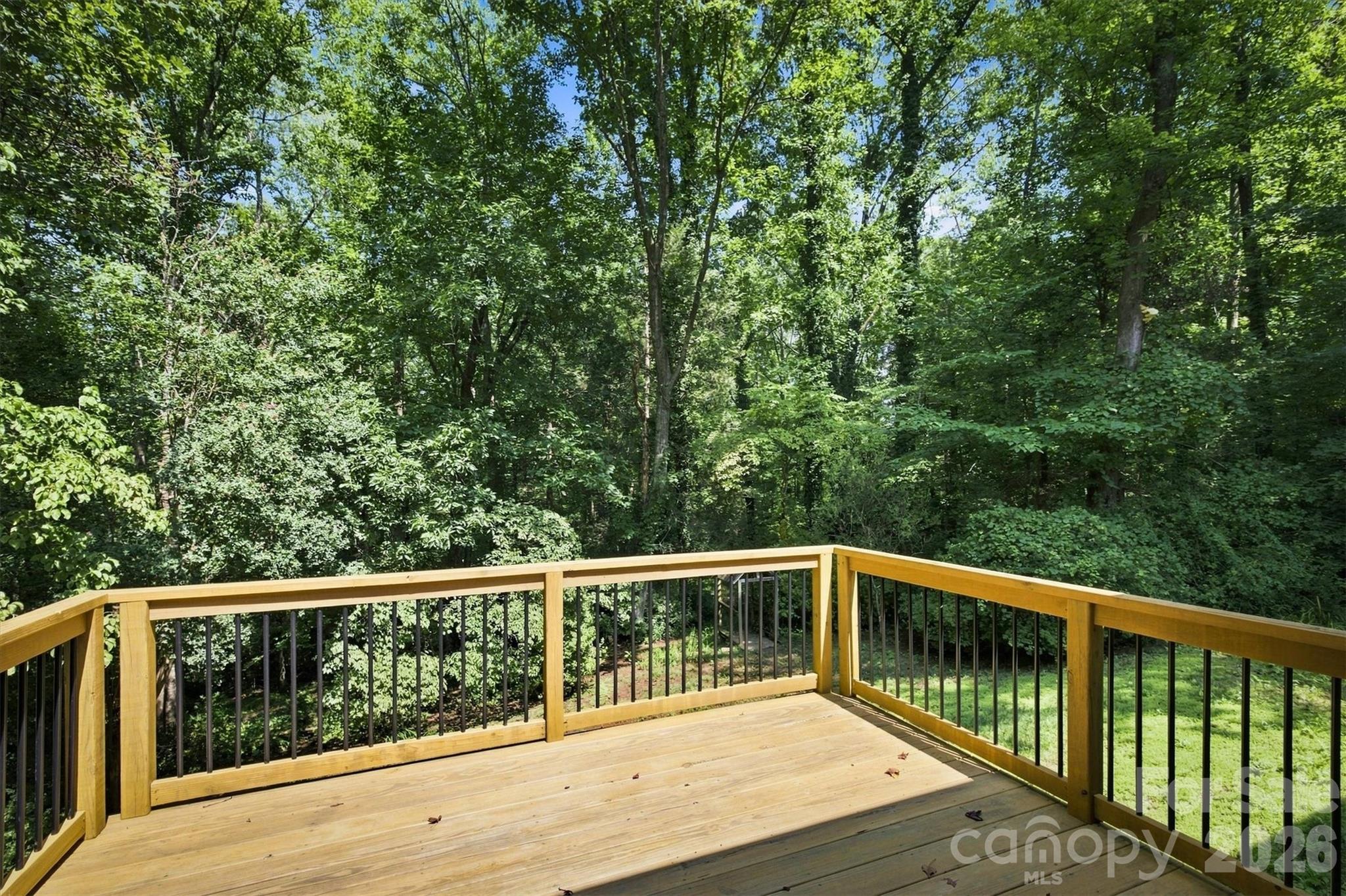 3517 Crestwood Drive — Morganton